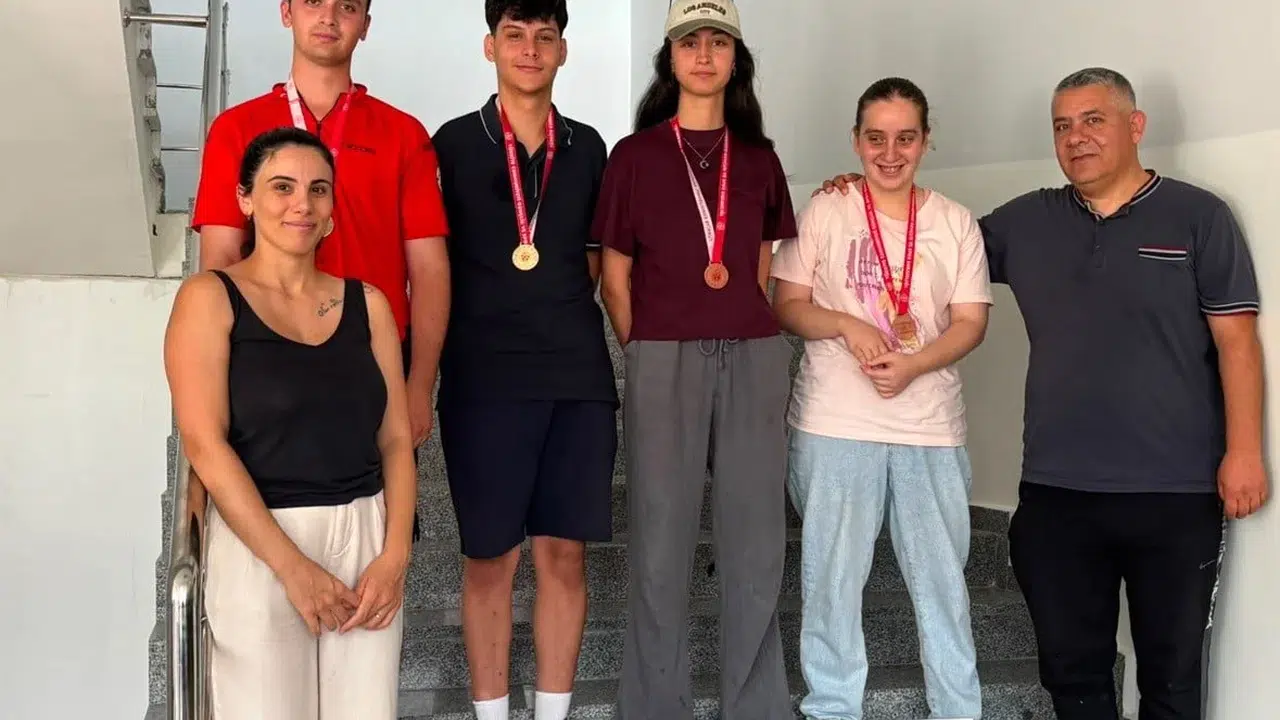 Kütahya'da Zafer Bayramı kapsamında oryantiring yarışması düzenlendi