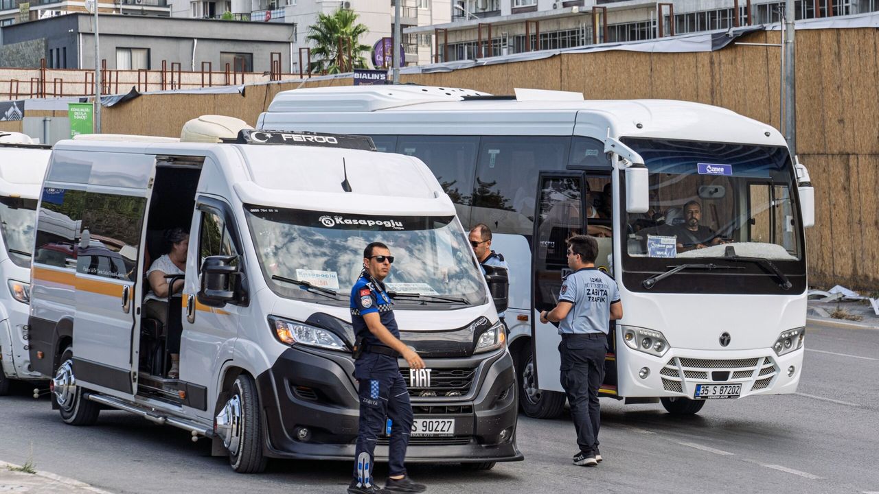 İzmir'de personel servislerine yönelik denetimlerde 794 araca işlem yapıldı
