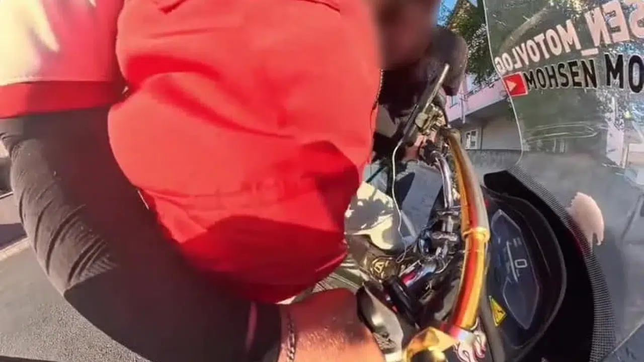 Kocaeli'de trafikte çıkan tartışmada sürücü motokuryeyi darp etti