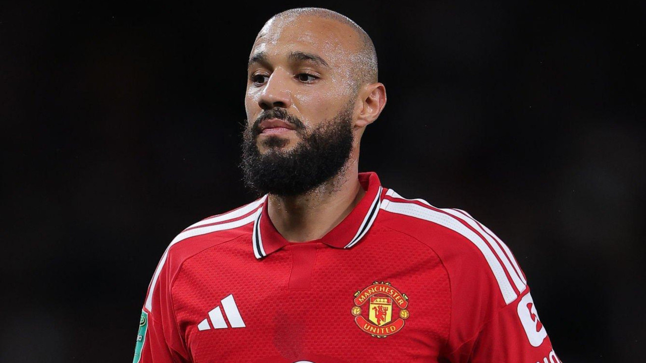 Manchester United'ın Faslı oyuncusu Mazraoui'nin Kur'an tilaveti gündem oldu