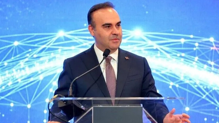 Türkiye'nin yıllıklandırılmış mal ihracatı 283,7 milyar dolarla rekor kırdı