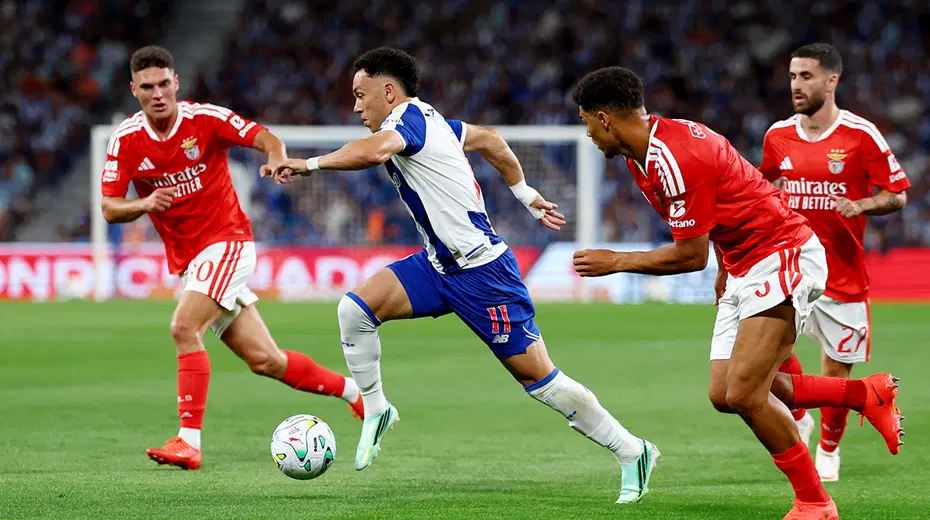 Porto, Benfica'yı 3-1 yenerek 55 maçlık yenilmezlik serisini bitirdi