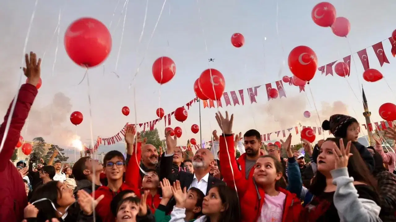 Kayseri protokolünden Cumhuriyet Bayramı dolayısıyla kutlama mesajları