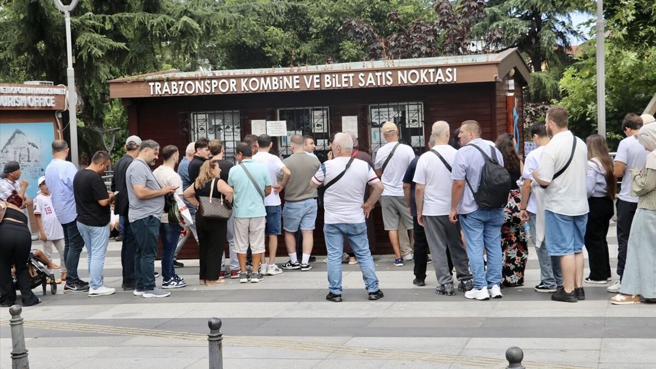 Trabzonspor-Ferencvaros maçı biletleri satışa çıktı