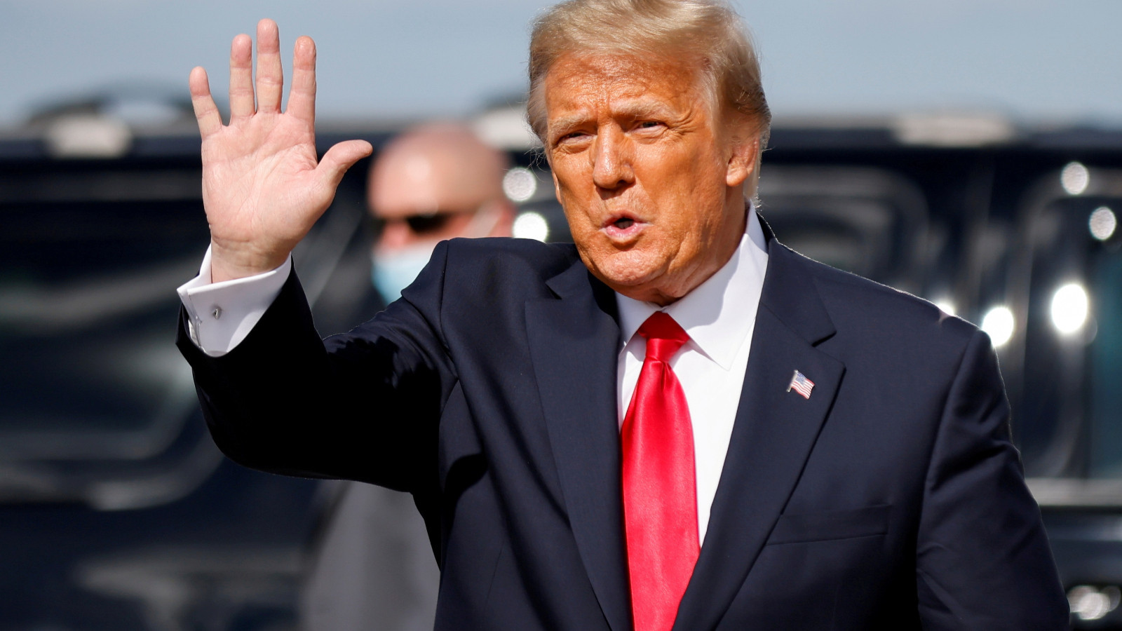 Trump'ın uzay politikasını onaylamadan önce SpaceX'ten senet aldığı belirlendi