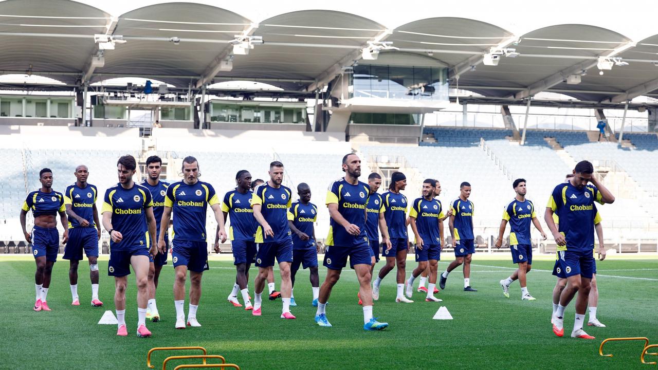 Fenerbahçe ile Como, Diego Carlos'un bonservisi için anlaşmaya vardı