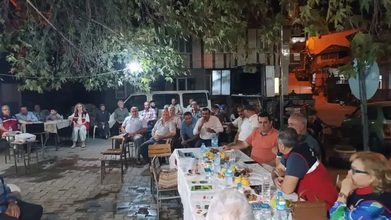 Aydın'da incir üreticilerine kalite ve aflatoksin eğitimi verildi
