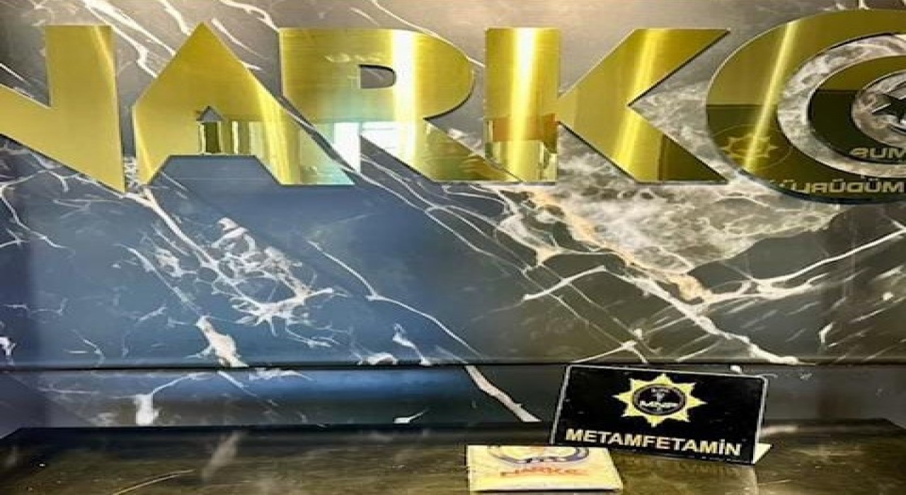 Muş'ta bir araçta 102 gram metamfetamin ele geçirildi