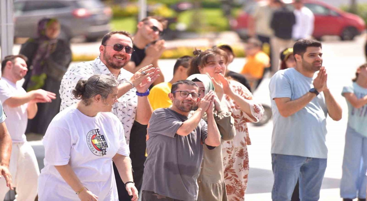 Uluslararası Down Sendromu Derneği geleneksel piknik etkinliği düzenledi