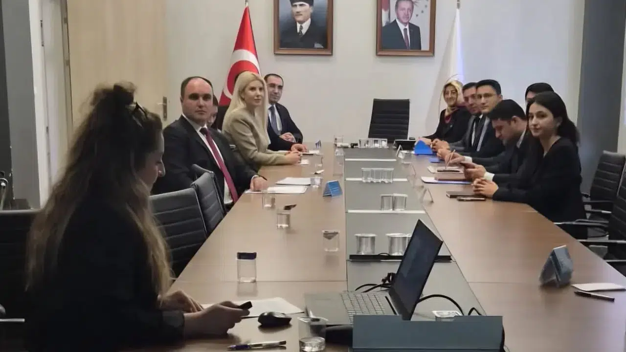Kütahya'da dijital gönüllülük platformu 'İyilik Var' tanıtıldı