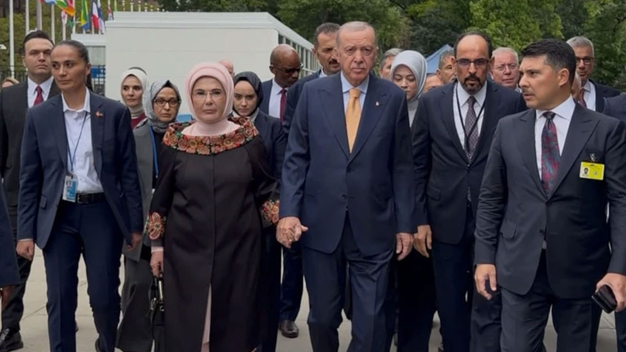 Cumhurbaşkanı Erdoğan BM binasına eşiyle birlikte giriş yaptı