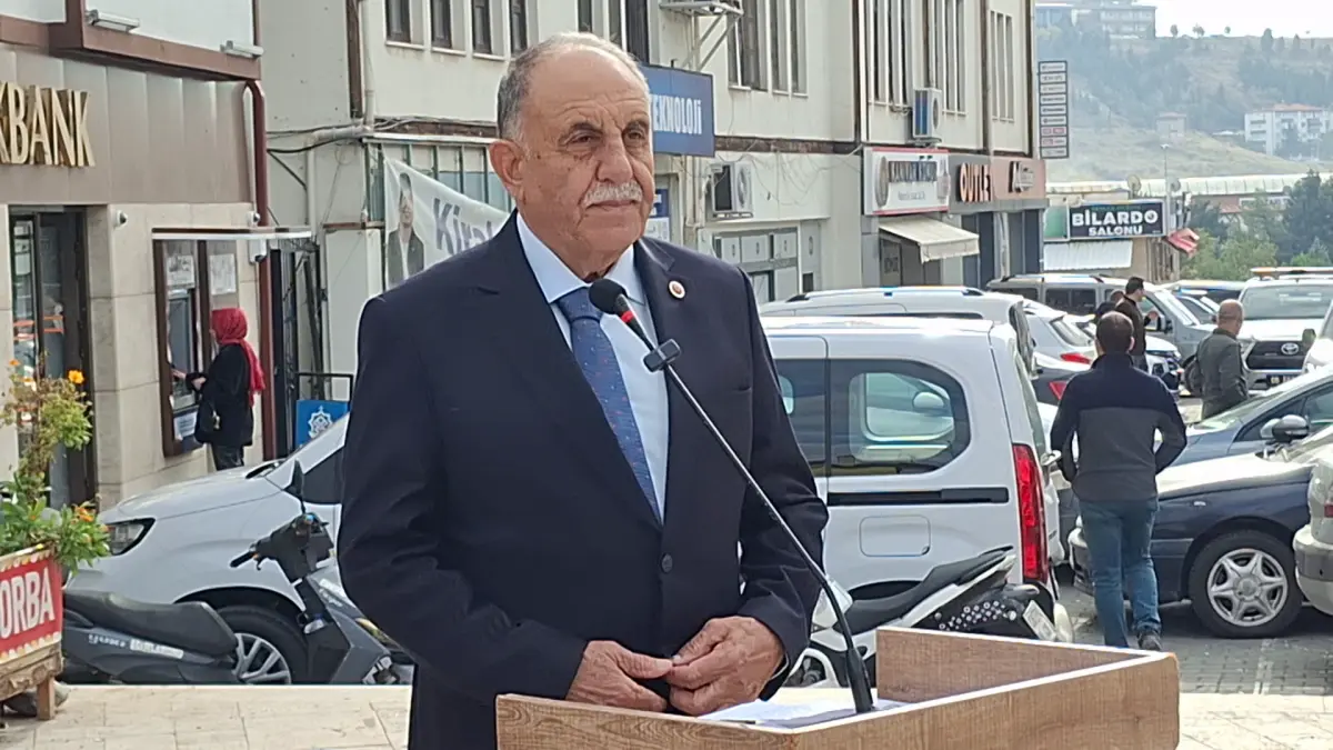 Beypazarı ve Beyağaç'ta 19 Ekim Muhtarlar Günü törenlerle kutlandı