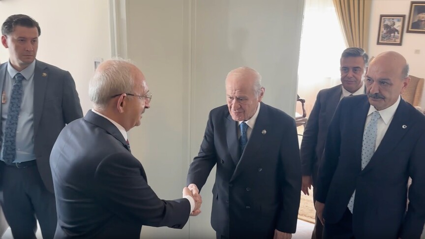 MHP ve CHP liderleri TBMM'de bir araya geldi