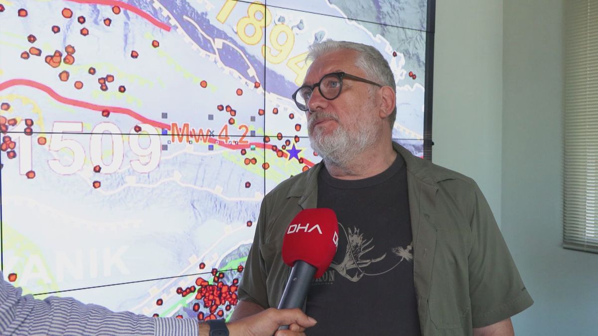 Marmara Denizi Adalar açıklarında 70'in üzerinde mikro deprem kaydedildi