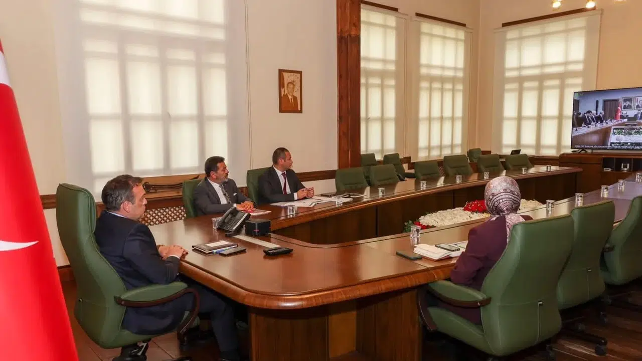 Bakanlar başkanlığında sosyal yardım performans karnesi toplantısı yapıldı