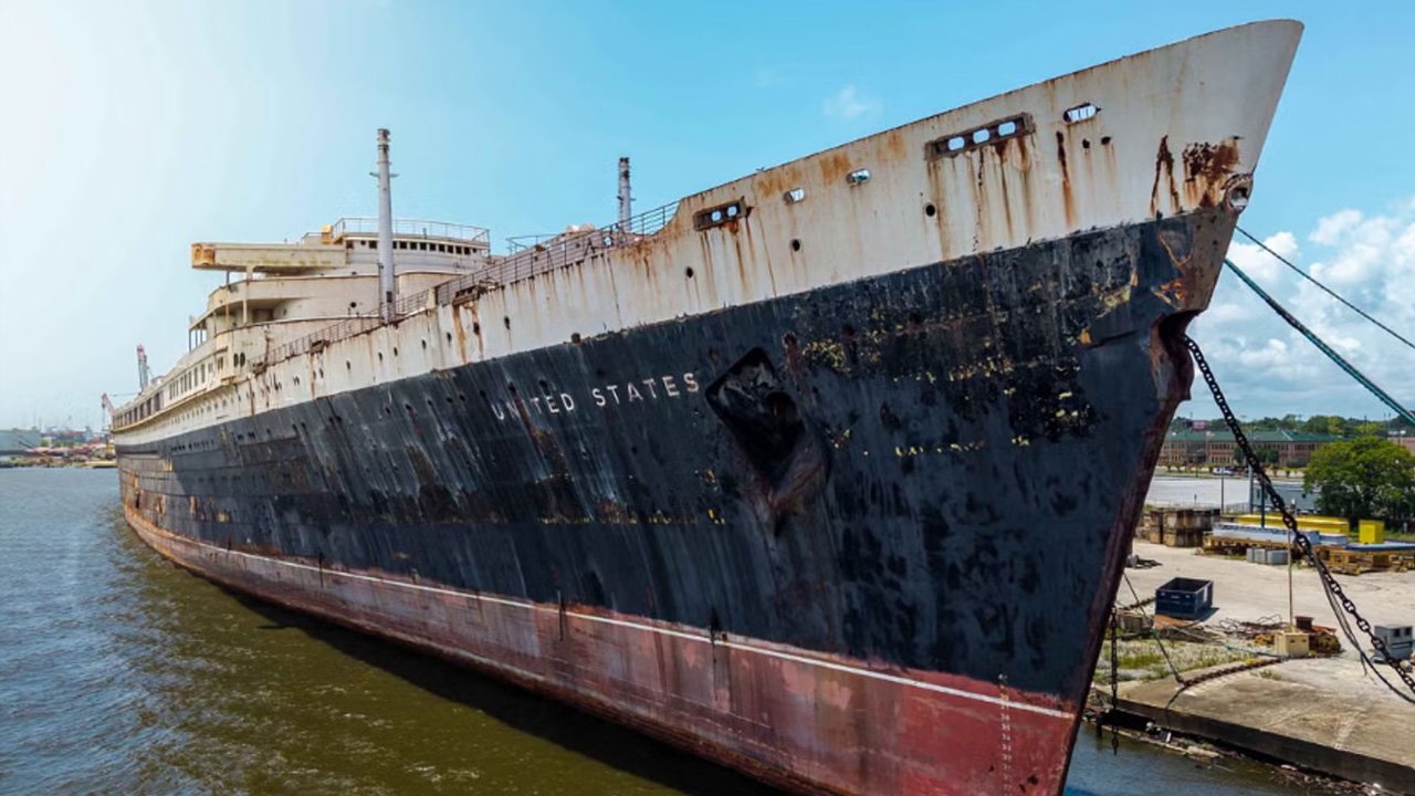 Tarihi SS United States gemisi yapay resif olarak Florida'da batırılacak