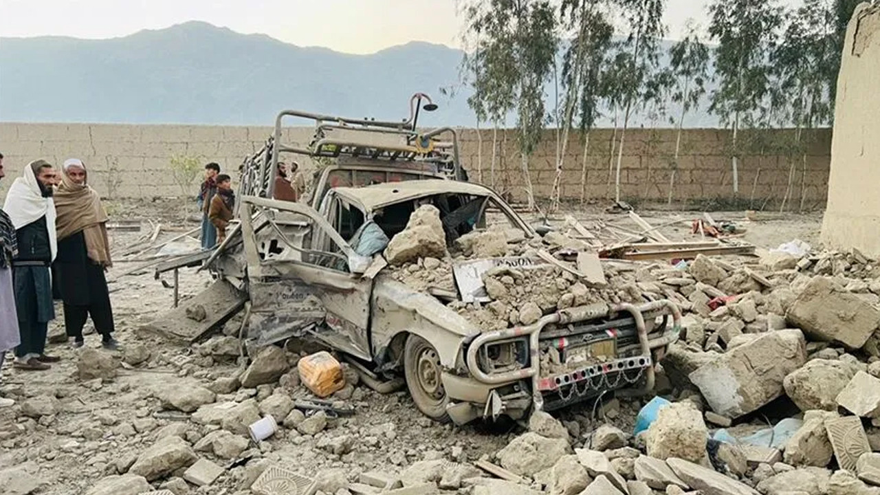 Pakistan ordusunun Afganistan'ın doğusuna düzenlediği hava saldırılarında 3 sivil öldü
