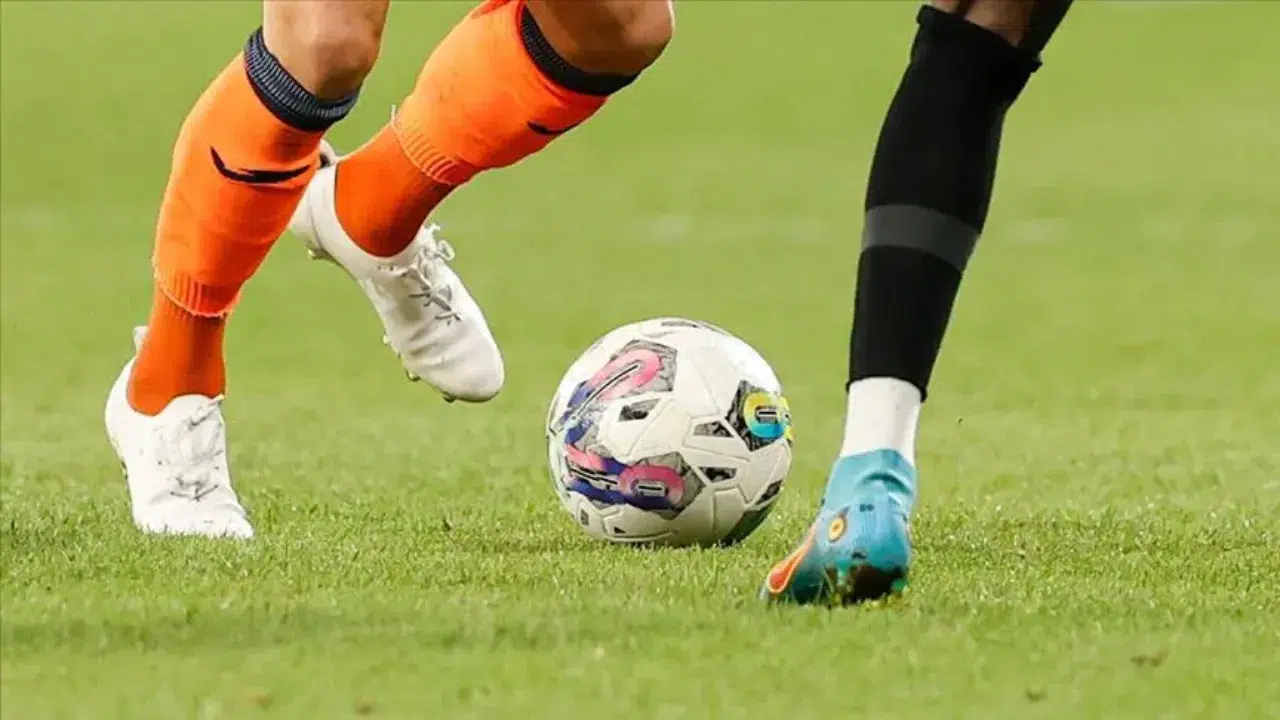 Trendyol 1. Lig'de 3. hafta mücadelesi Karagümrük-Bursaspor maçıyla başlıyor