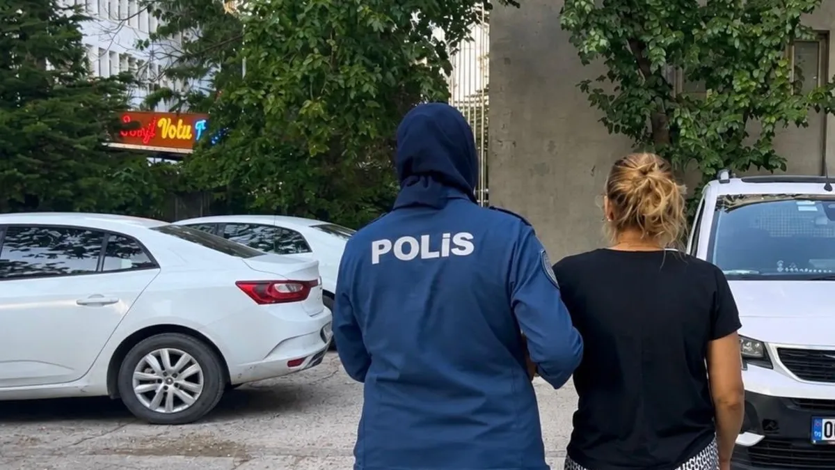 Kırıkkale'de 19 yıl hapis cezası bulunan firari gizli bölmede yakalandı