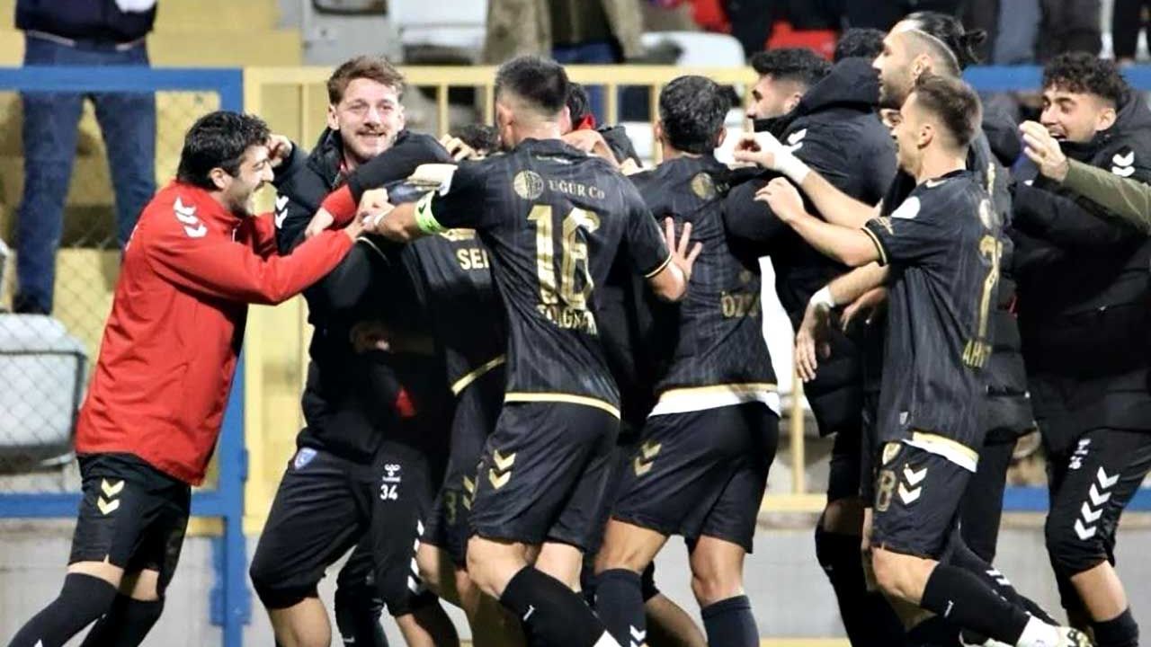 Karabük İdmanyurdu, Silivrispor'u yenerek iç saha galibiyetine ulaştı