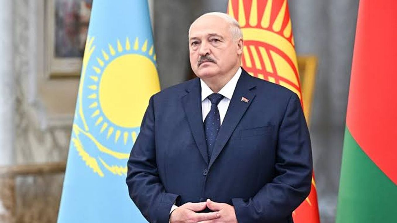 Belarus Cumhurbaşkanı Lukaşenko 15 mahkumu affetti