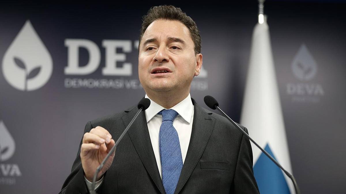 Ali Babacan, dört kişilik bir ailenin geçimi için yoksulluk sınırını 100 bin TL olarak