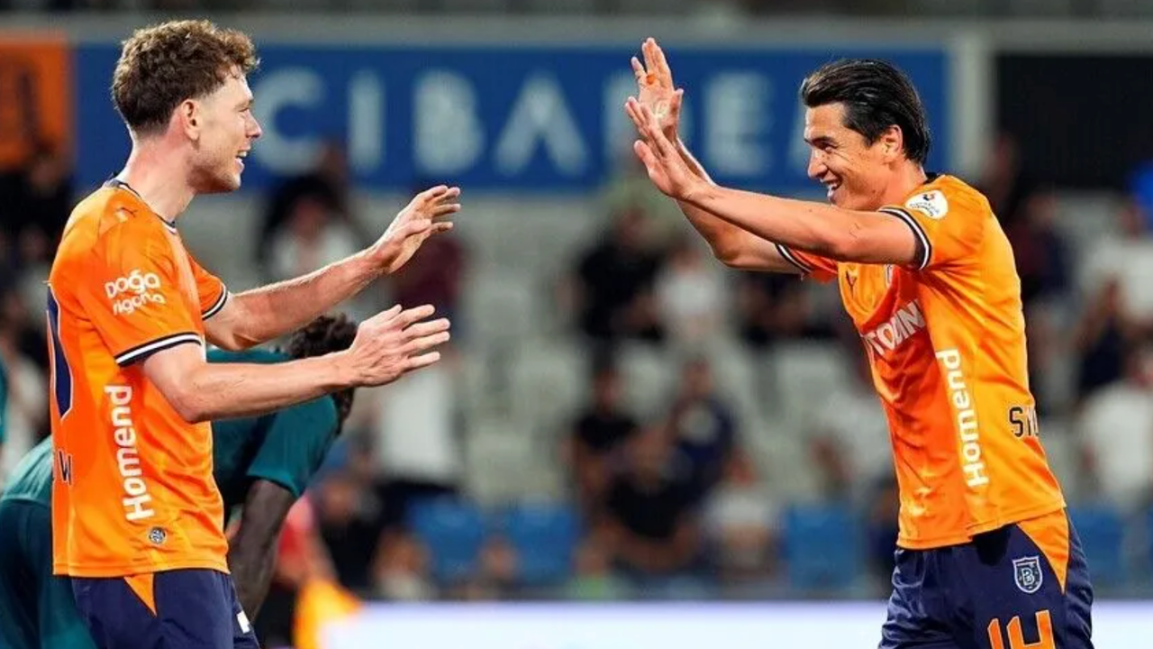 Başakşehir, Süper Lig'in ilk haftasında Kocaelispor'u 2-0 mağlup etti