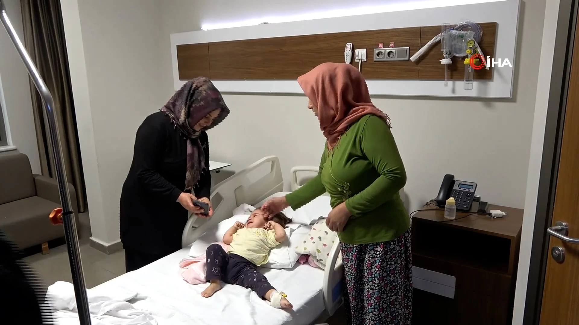 Kahramanmaraş'ta bir yaşındaki bebeğin böbreğinden 2 santimetrelik taş çıkarıldı