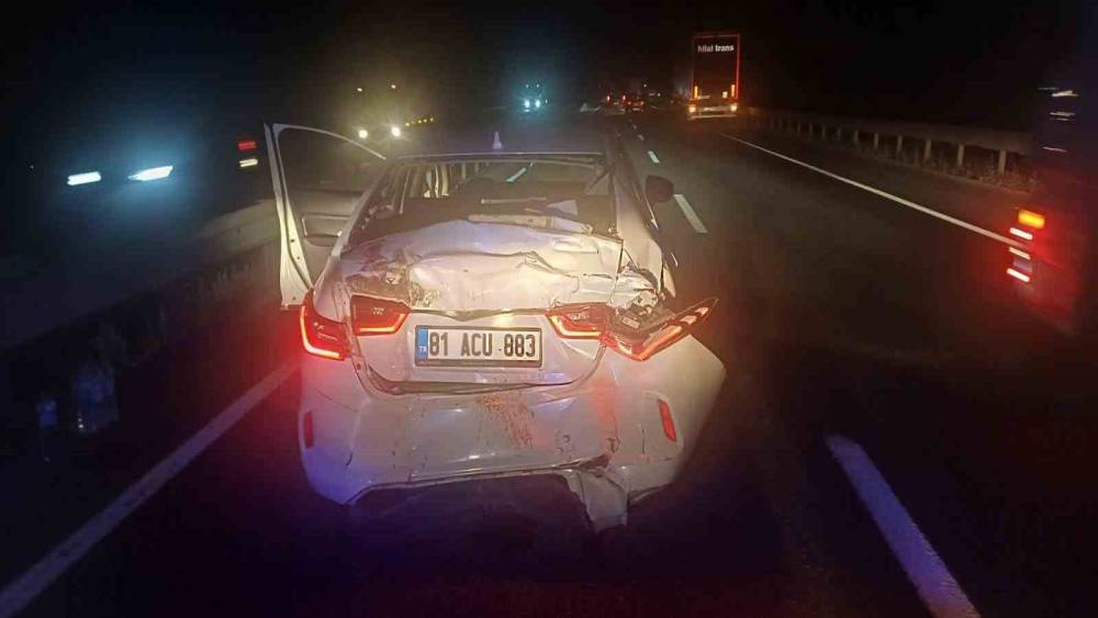 Bilecik'te alkollü tır sürücüsünün çarpması sonucu 3 kişi yaralandı