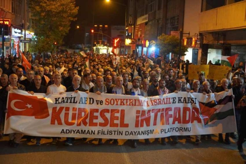 Adıyaman'da Gazze'ye destek amacıyla geniş katılımlı yürüyüş düzenlendi