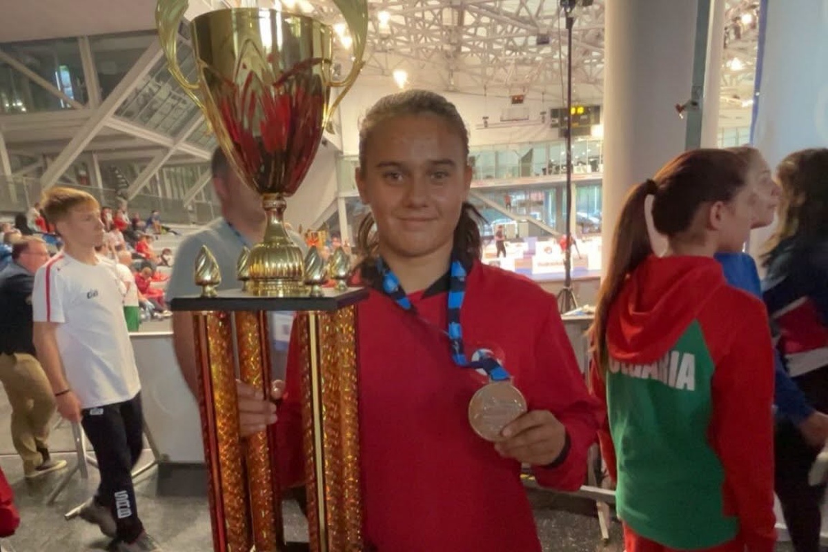 Nidanur Bostancı Balkan Güreş Şampiyonası'nda bronz madalya kazandı