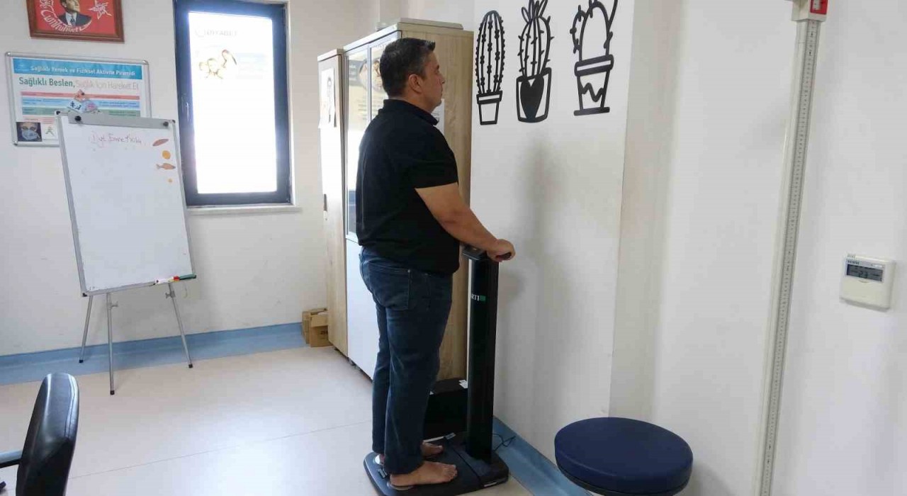 Mersin'de bir kişi diyetisyen desteğiyle 12 ayda 30 kilo verdi