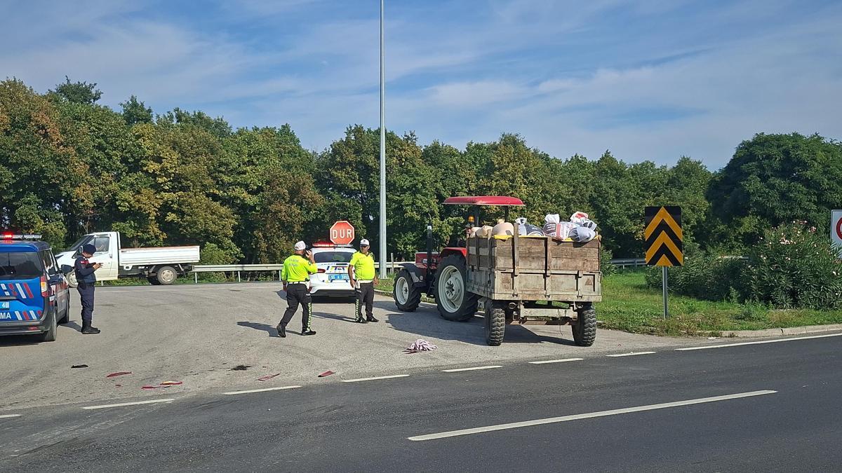 Samsun'un Bafra ilçesinde traktör ile motosiklet çarpıştı: 1 yaralı