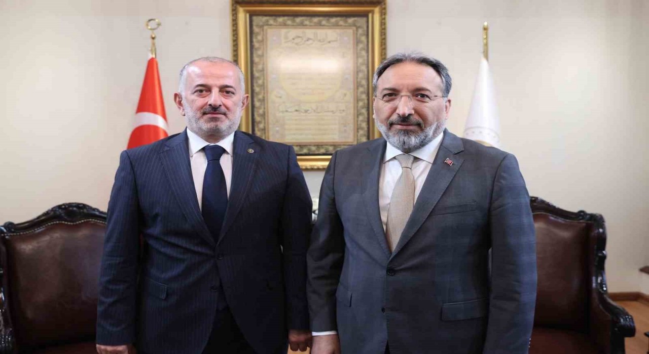 Diyanet İşleri Başkanı Arpaguş yeni atanan il müftülerini kabul etti