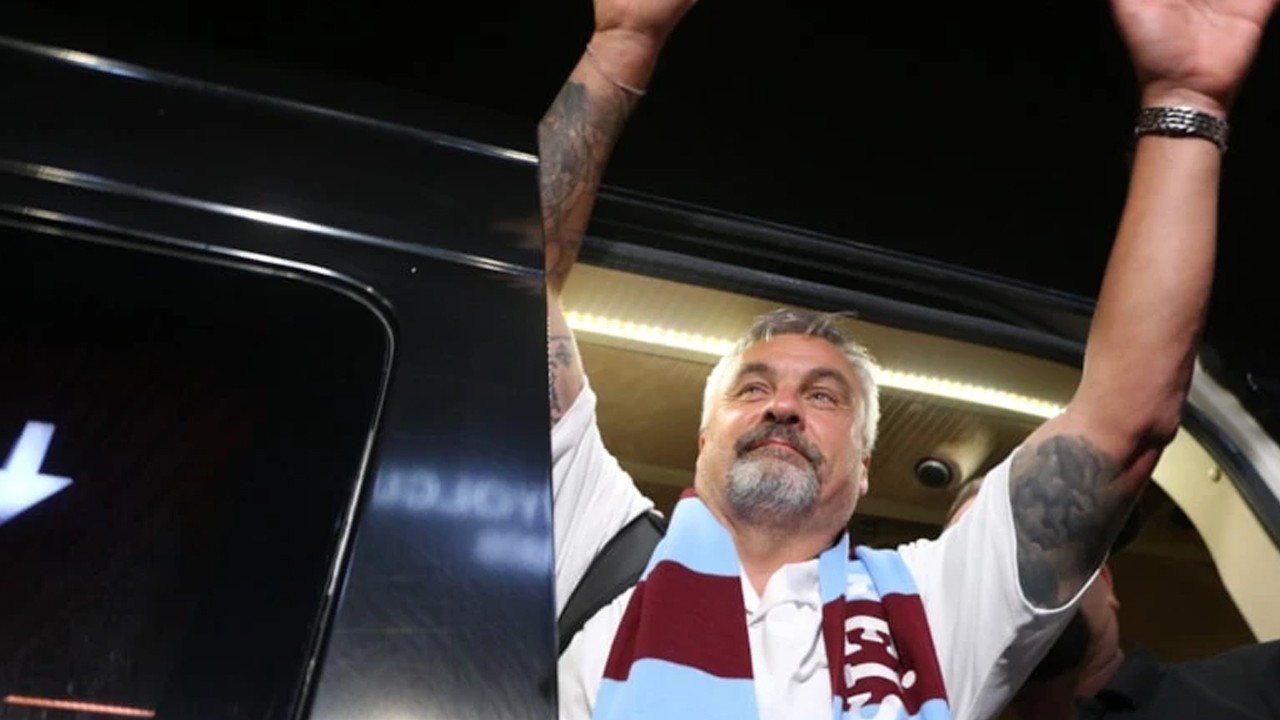 Thomas Reis sözleşme imzalamak üzere Trabzon'a geldi