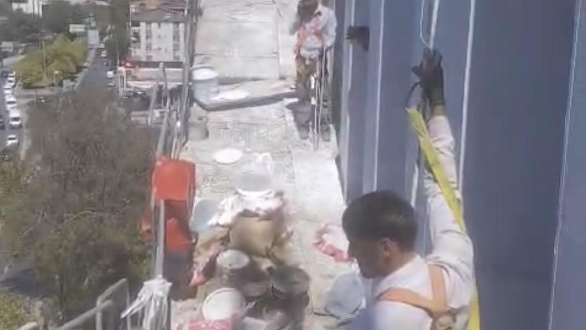 Kağıthane'de çöken inşaat platformunda mahsur kalan 4 işçi kurtarıldı