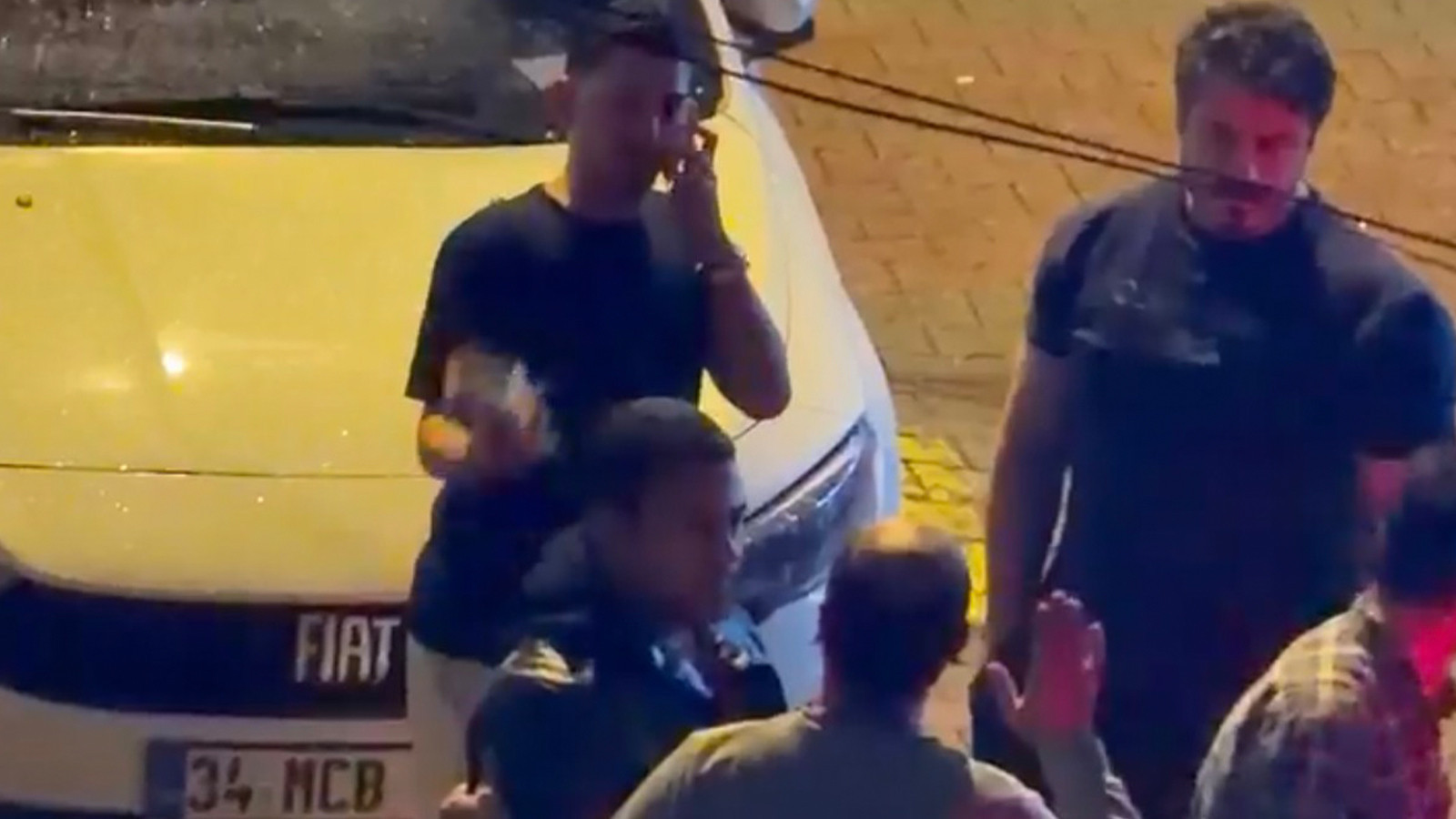 Kağıthane'de kadını taciz ettiği öne sürülen şüpheli adliyeye sevk edildi
