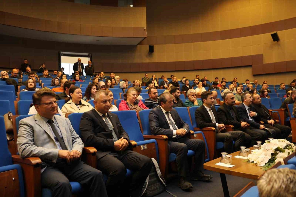 Düzce'de kamu görevlilerine yönelik iki günlük ihale mevzuatı eğitimi yapıldı