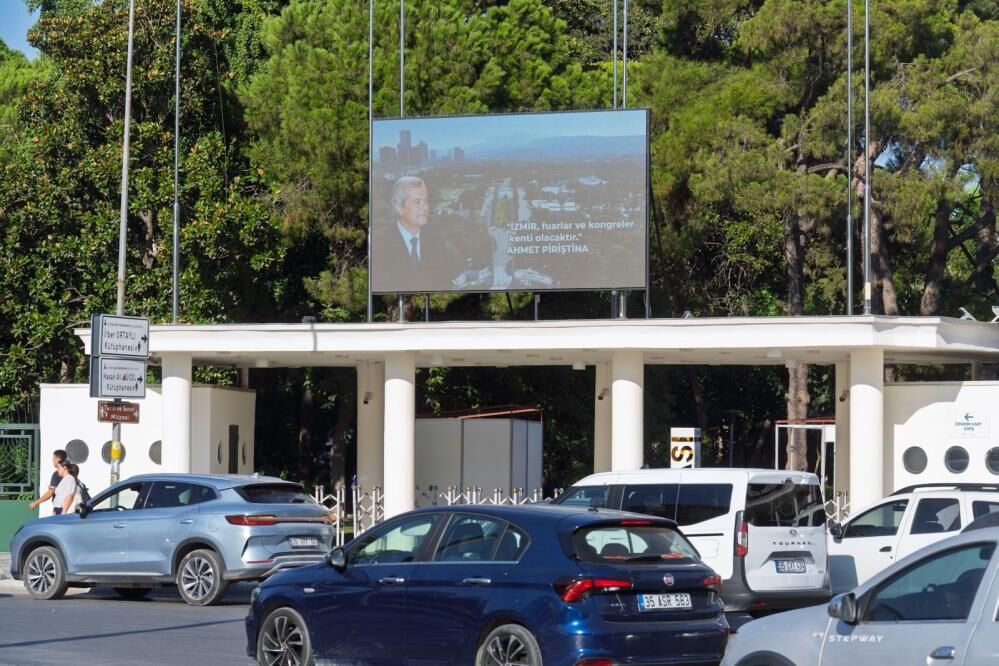 Kültürpark'ta Ahmet Piriştina'nın vizyonu LED ekranla yaşatılacak