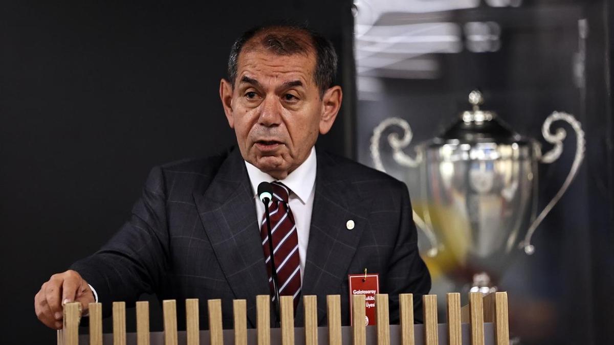 Dursun Özbek transferlerin gecikme nedenini finansal gerekçelere dayandırdı
