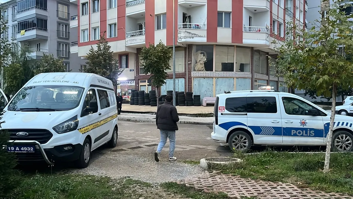 Çorum'da bir oto lastik tamirhanesine pompalı tüfekle ateş açıldı
