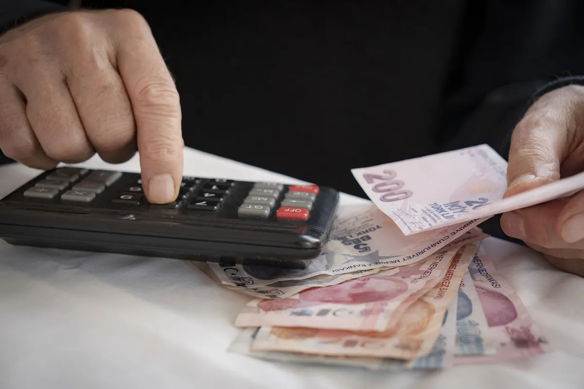 BES ve OKS ile SGK emekliliğine ek ikinci maaş imkanı bulunuyor