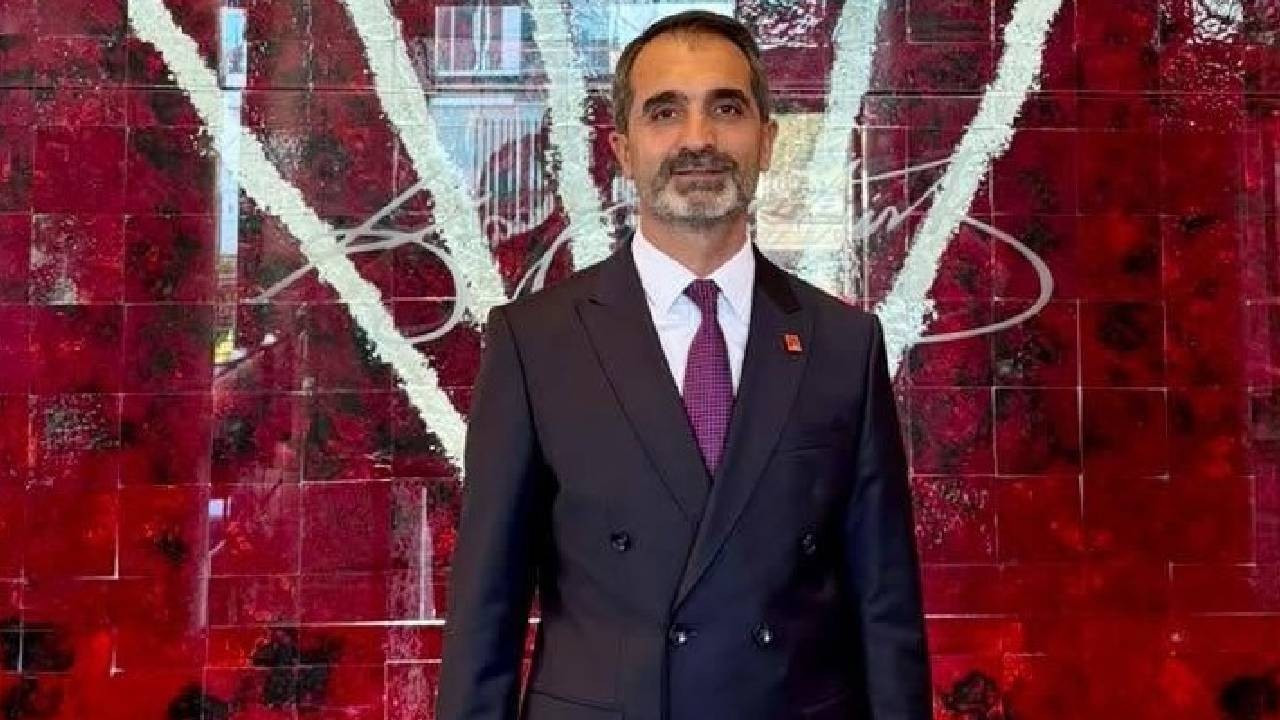 Ayhan Oran sağlık gerekçesiyle CHP Denizli İl Başkanlığı görevini bıraktı