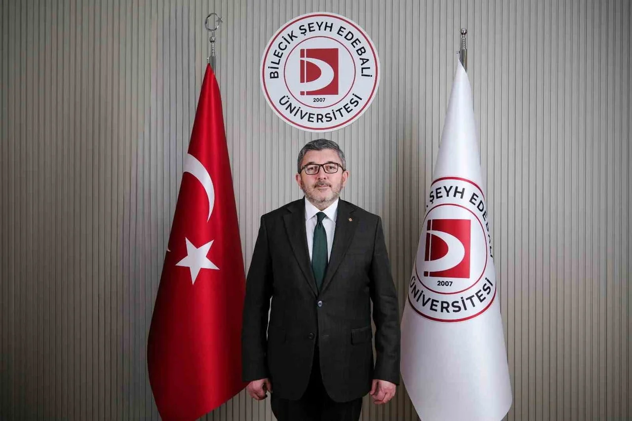 Bilecik Şeyh Edebali Üniversitesi Hastane Bilgi Yönetim Sistemi'ni eğitime açtı