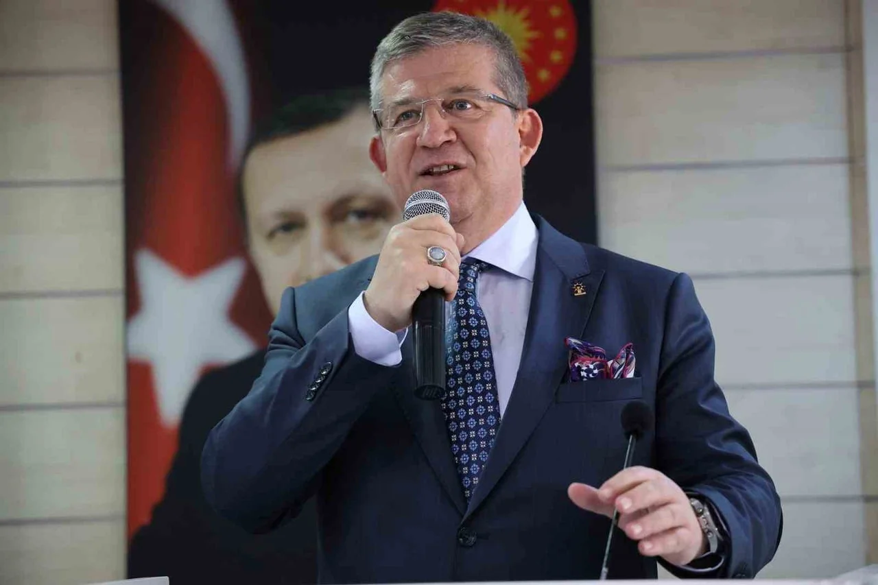 AK Parti Denizli İl Başkanı Subaşıoğlu'ndan otobüs güzergahı değişikliği tepkisi