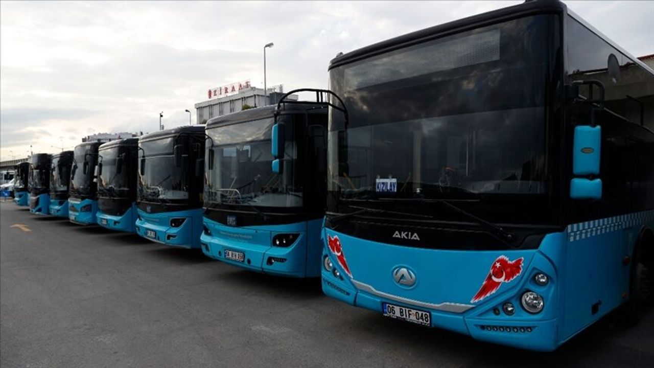 Ankara'da özel halk otobüsü esnafı akaryakıt zamlarına karşı eylem yaptı