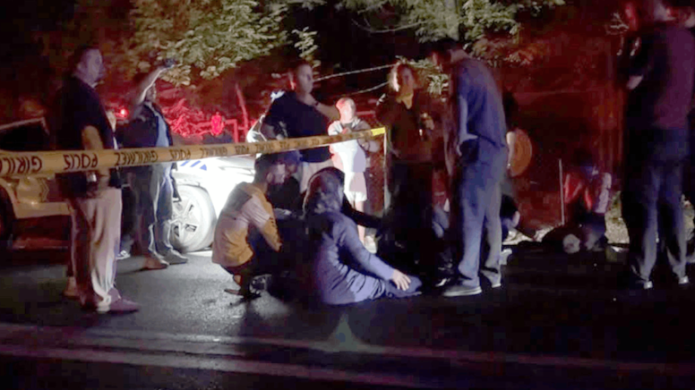 Çorlu'da motosikletin devrilmesi sonucu karşı şeride savrulan genç öldü