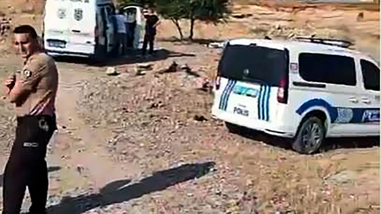 Adana'da bir süredir aranan 35 yaşındaki adam boş arazide ölü bulundu