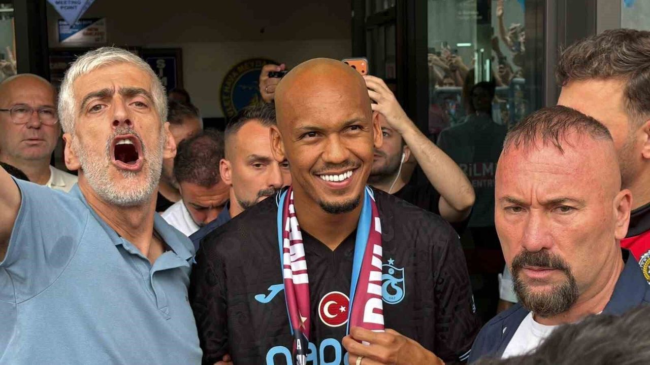 Trabzonspor'un yeni transferi Fabinho Trabzon'a geldi