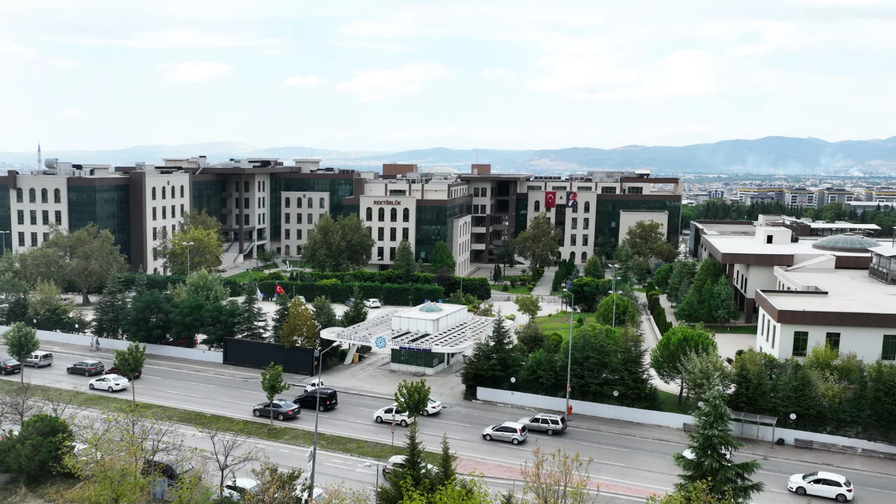 Bursa Teknik Üniversitesi'nden 9 akademisyen dünya listesine girdi